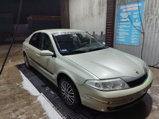 Renault Laguna foto 2