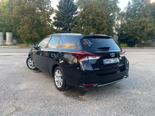 Toyota Auris foto 4