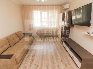 Chirie, apartament, 3 odăi, Centru, str. Pușkin foto 2