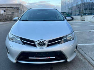 Toyota Auris foto 2