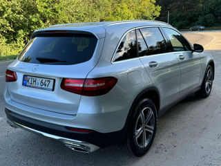 Mercedes GLC foto 6