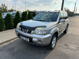 Nissan X-Trail foto 9