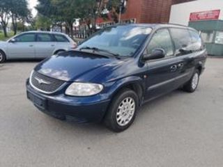 Chrysler Voyager foto 1