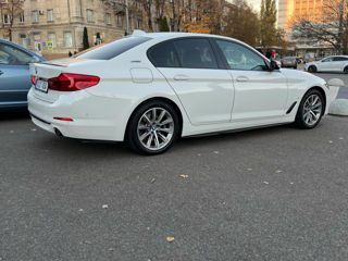 BMW 5 Series foto 9