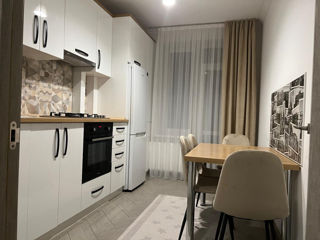 Apartament cu 2 camere, 55 m², Botanica, Chișinău foto 2