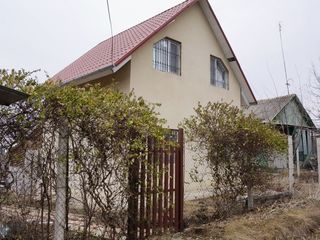 Se vinde casa de vacanta in Maximovca , 70mp , 6 ari , 19.000e foto 1