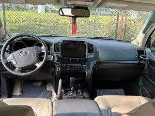 Toyota Land Cruiser foto 6