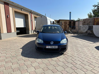 Volkswagen Golf foto 2