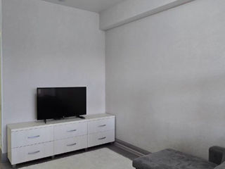 Apartament cu 2 camere, 80 m², Botanica, Chișinău foto 10