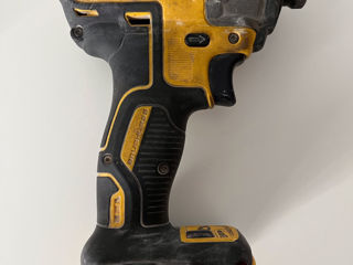 Impact Dewalt DCF 887