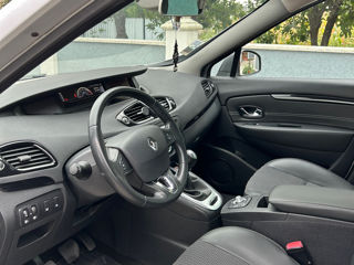 Renault Scenic foto 8