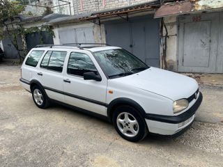 Volkswagen Golf foto 1