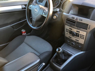 Opel Astra foto 9