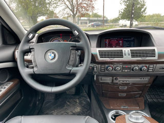 BMW 7 Series foto 11