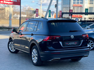 Volkswagen Tiguan foto 5