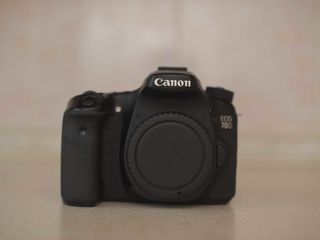Canon 70D body foto 2