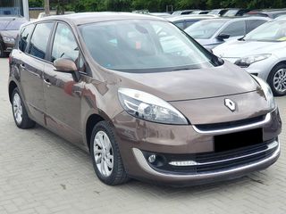 Renault Grand Scenic foto 4