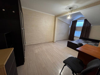 Apartament cu 2 camere, 62 m², Centru, Chișinău foto 2