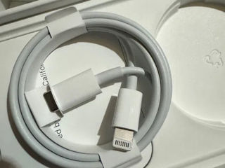 Cabluri iPhone 12 in sus originale folosite si noi foto 1