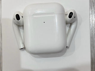 AirPods 2