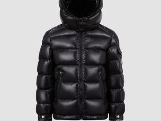 Moncler cu NFC