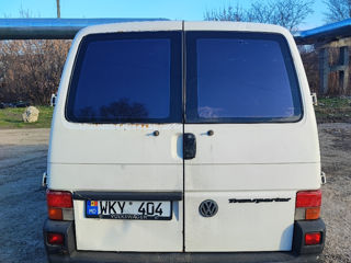 Volkswagen T4 foto 3