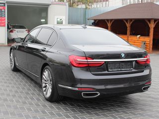 BMW 7 Series foto 5