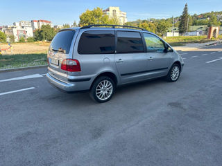 Ford Galaxy foto 4