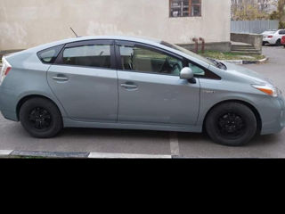 Toyota Prius фото 6