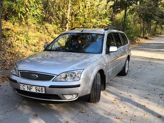 Ford Mondeo foto 2