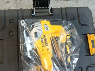 Dewalt DCS 334 foto 4