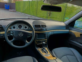 Mercedes E-Class foto 8