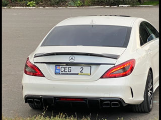 Mercedes CLS-Class foto 2