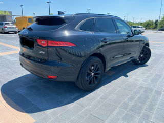 Jaguar F-PACE foto 3