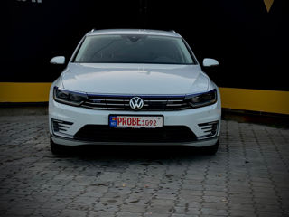 Volkswagen Passat foto 4