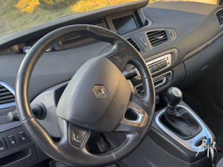 Renault Scenic foto 5