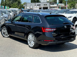 Skoda Superb foto 5