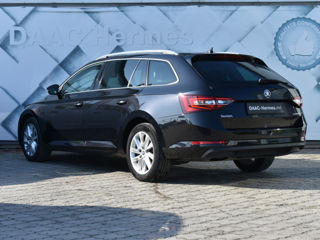 Skoda Superb foto 4