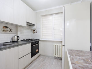 Apartament cu 2 camere, 42 m², Botanica, Chișinău foto 3