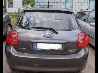 Toyota Auris foto 2