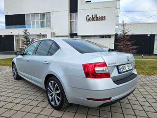 Skoda Octavia foto 3