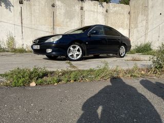 Peugeot 607 foto 2