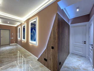 Mesteri:sot si sotie.(experienta-27ani) pe foto lucrare(120m2) de pe str.Miorita.