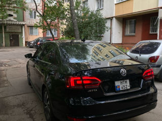 Volkswagen Jetta foto 6