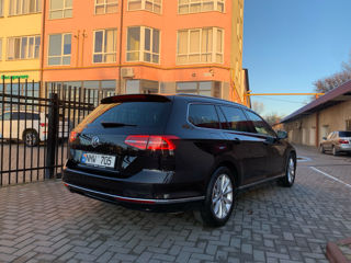 Volkswagen Passat foto 3