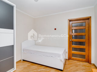 Apartament cu 2 camere, 74 m², Botanica, Chișinău foto 12