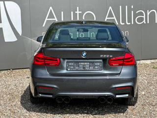 BMW 3 Series foto 5