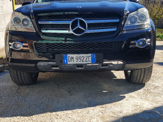 Mercedes GL-Class foto 1