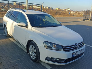 Volkswagen Passat foto 4