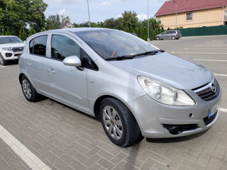 Opel Corsa foto 2